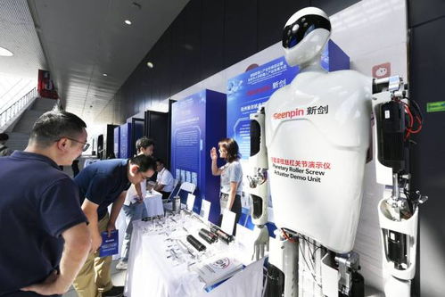 全球機(jī)器人科技盛會(huì)杭州啟幕 專(zhuān)業(yè)領(lǐng)域創(chuàng)新引領(lǐng)未來(lái)